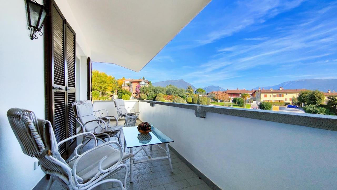 Appartamento Jessica Con Piscina Privata Manerba del Garda Εξωτερικό φωτογραφία